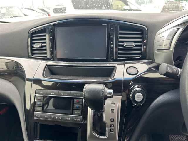 NISSAN ELGRAND 2018