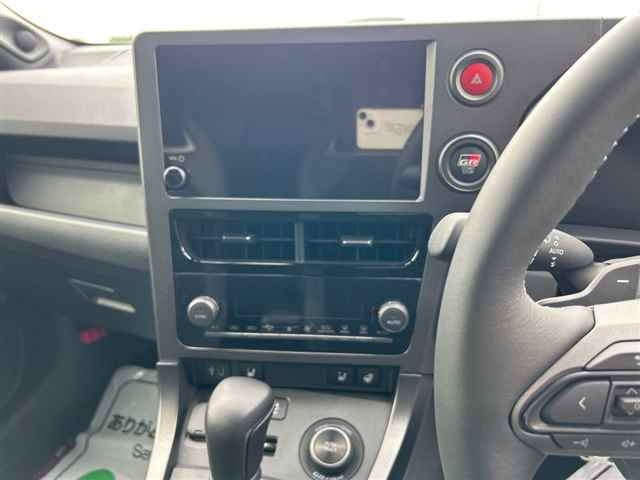 TOYOTA YARIS 2025