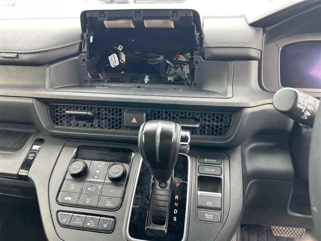 HONDA STEP WAGON 2022