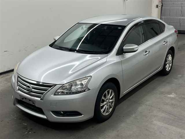 NISSAN SYLPHY 2017