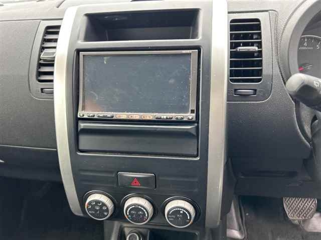 NISSAN X-TRAIL 2011