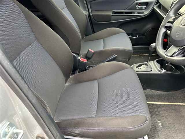 TOYOTA VITZ 2016