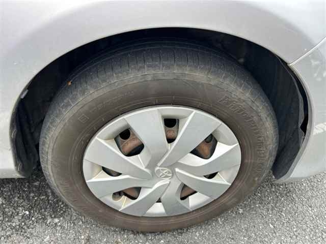 TOYOTA VITZ 2016