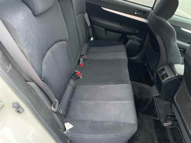SUBARU LEGACY OUTBACK 2010