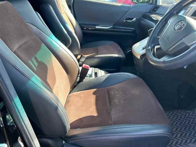 TOYOTA ALPHARD 2014