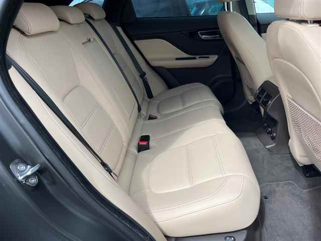 JAGUAR F-PACE 2019