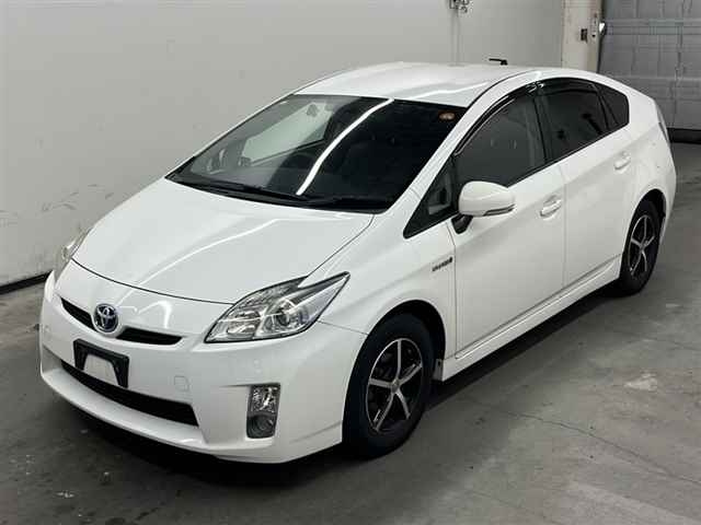 TOYOTA PRIUS 2011