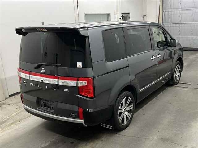 MITSUBISHI DELICA D5 2019