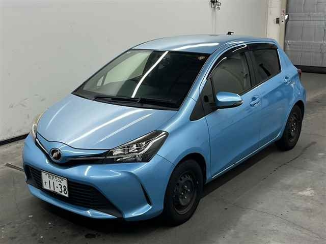 TOYOTA VITZ 2014