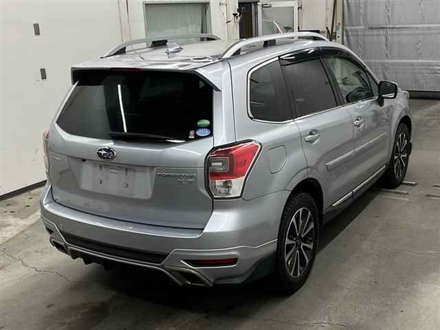 SUBARU FORESTER 2016
