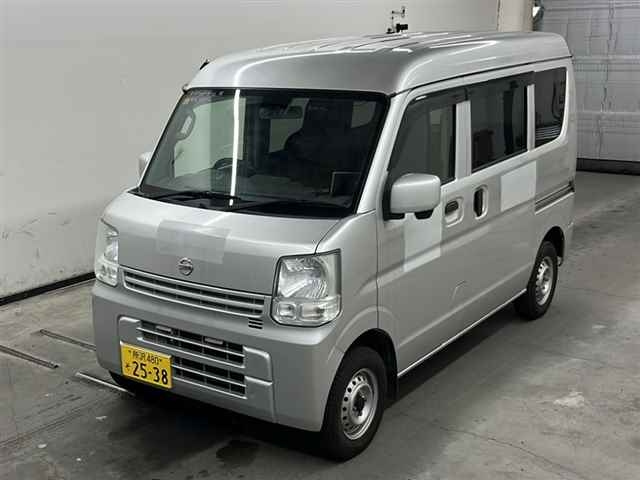 NISSAN CLIPPER VAN 2017