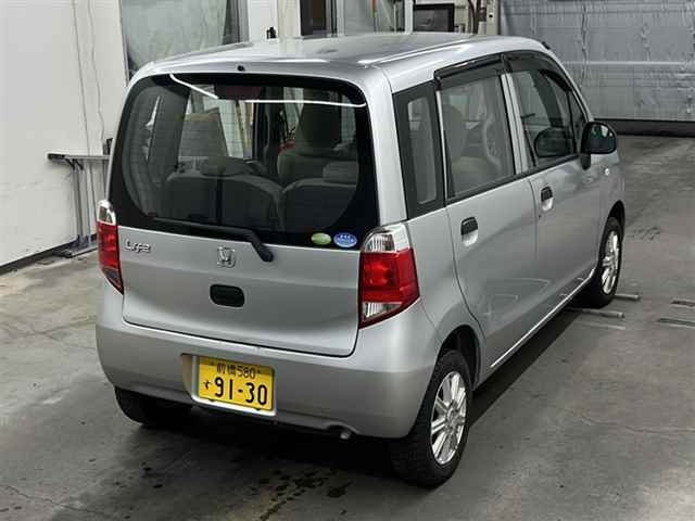 HONDA LIFE 2011