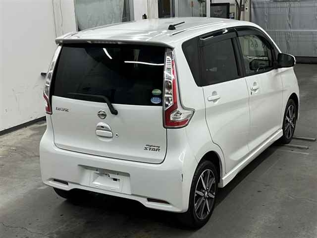 NISSAN DAYZ 2017
