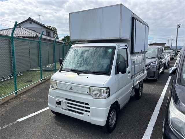 MITSUBISHI MINICAB TRUCK 2013