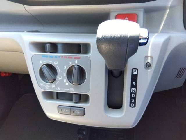 DAIHATSU MIRA E S 2018