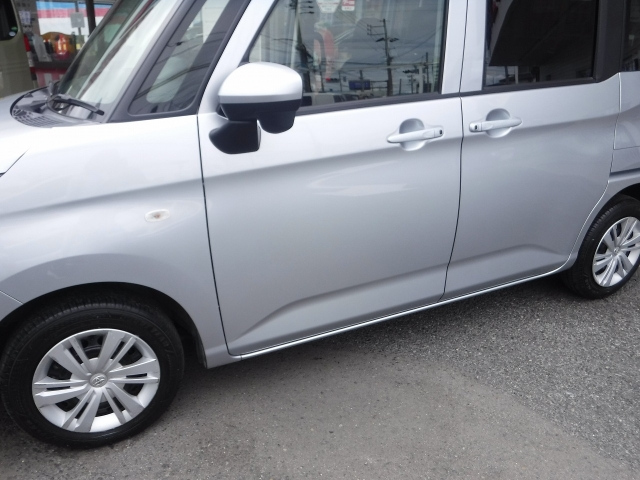 TOYOTA ROOMY 2022