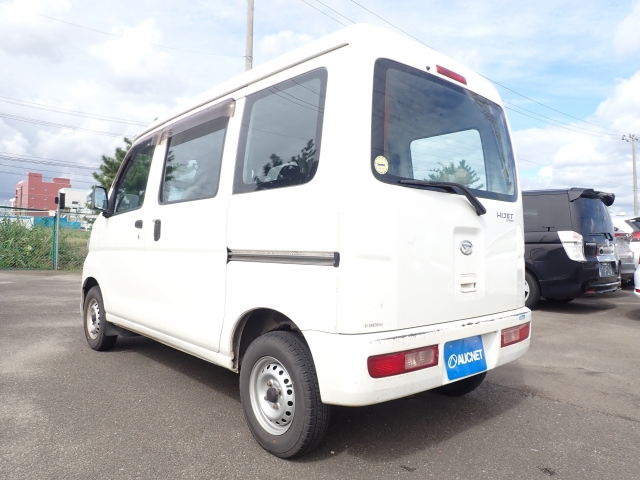 DAIHATSU HIJET VAN 2015