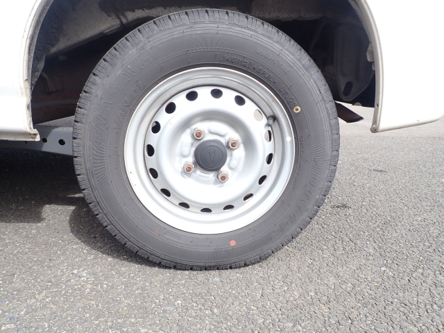 DAIHATSU HIJET VAN 2015
