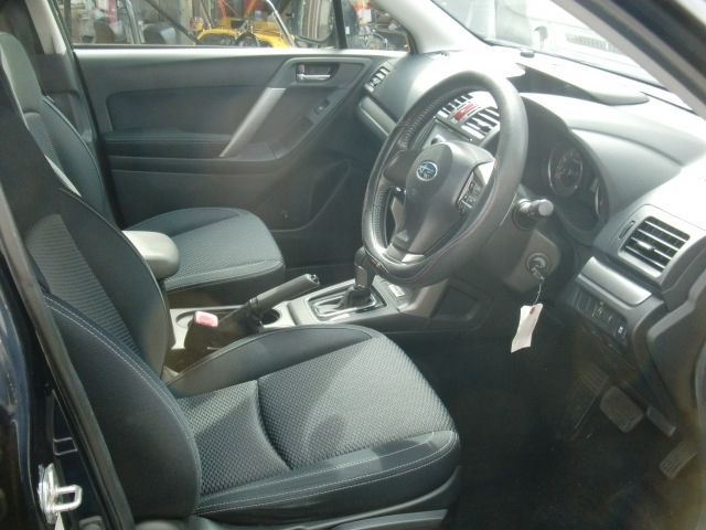 SUBARU FORESTER 2014