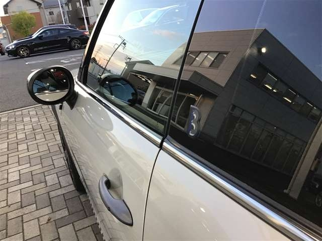 BMW MINI 2022