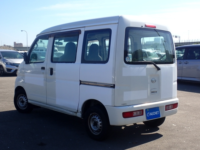 DAIHATSU HIJET VAN 2015