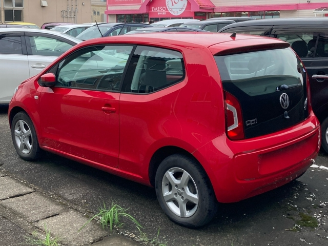 VOLKSWAGEN UP 2014