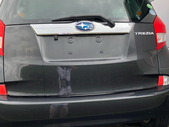 SUBARU TREZIA 2013