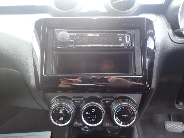 SUZUKI SWIFT 2018