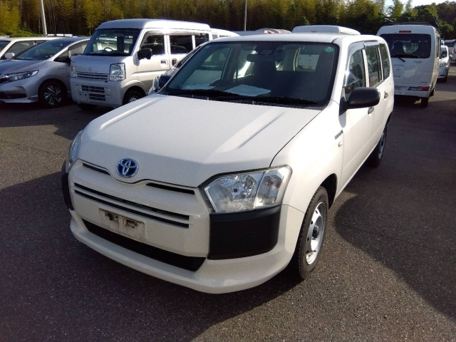 TOYOTA PROBOX 2020