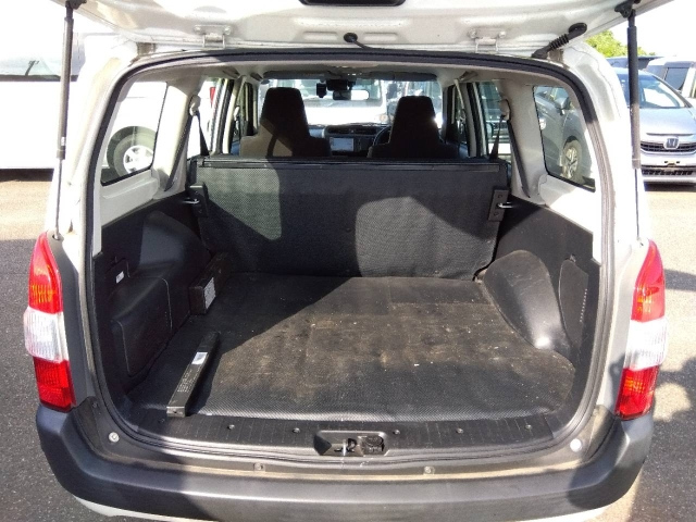 TOYOTA PROBOX 2020