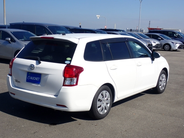 TOYOTA COROLLA FIELDER 2012
