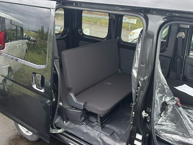 DAIHATSU HIJET VAN 2023