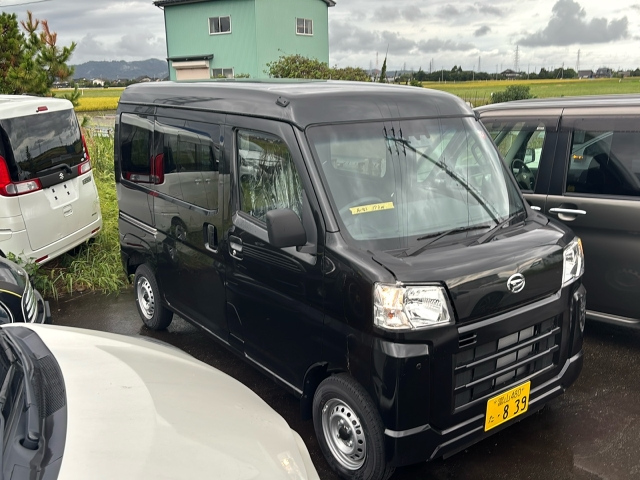 DAIHATSU HIJET VAN 2023