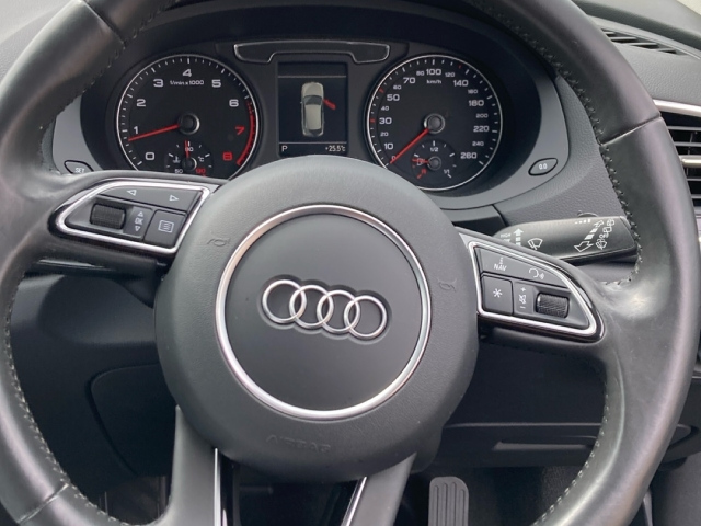 AUDI Q3 2016