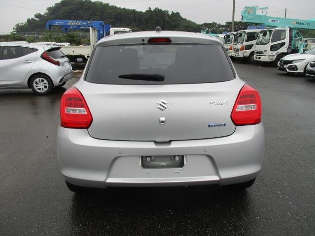SUZUKI SWIFT 2022