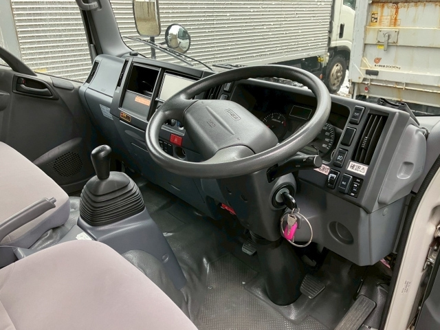 MAZDA TITAN 2018