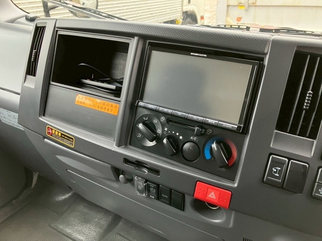 MAZDA TITAN 2018