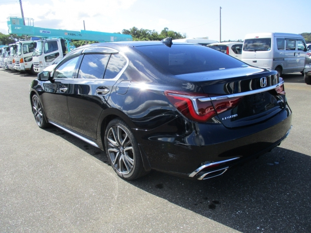 HONDA LEGEND 2019