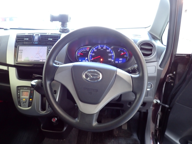 DAIHATSU MOVE 2014