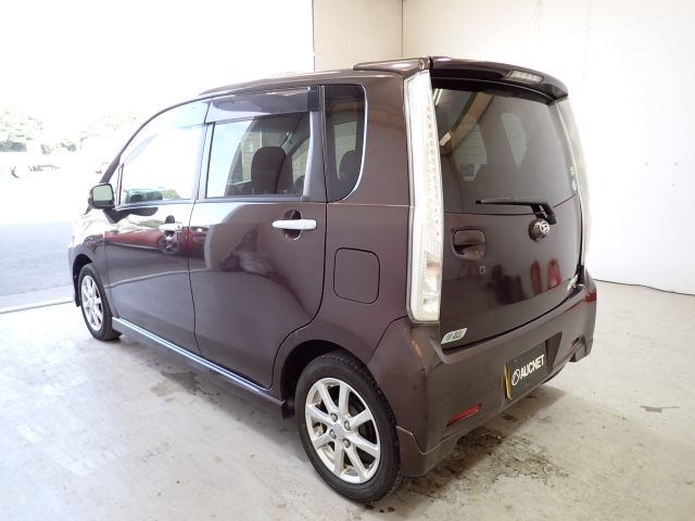 DAIHATSU MOVE 2014