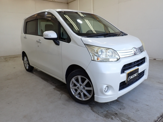 DAIHATSU MOVE 2011