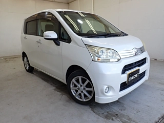 DAIHATSU MOVE 2011