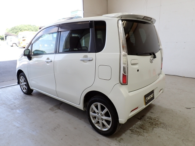 DAIHATSU MOVE 2011