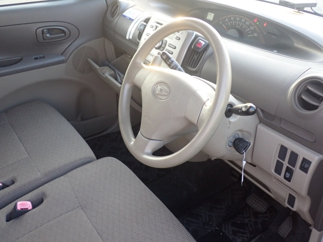 DAIHATSU TANTO 2012
