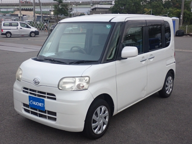 DAIHATSU TANTO 2012