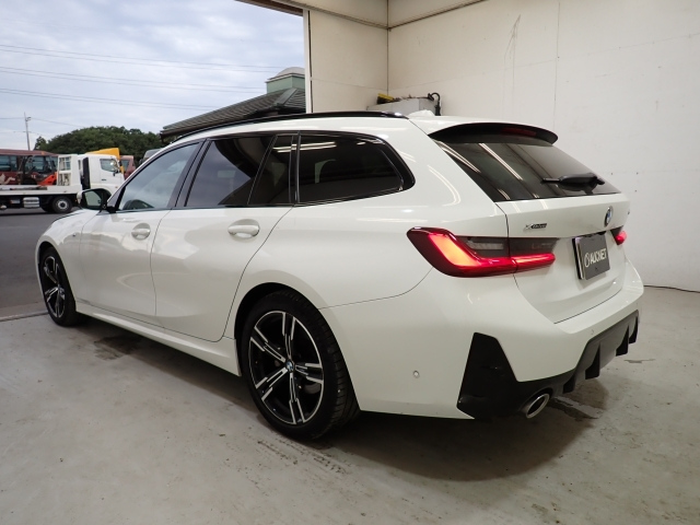 BMW 3 SERIES 2024