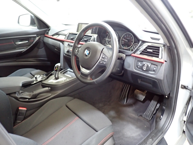 BMW 3 SERIES 2012