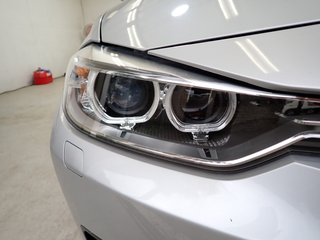 BMW 3 SERIES 2012
