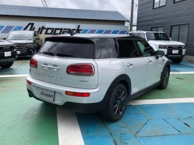 BMW MINI 2022