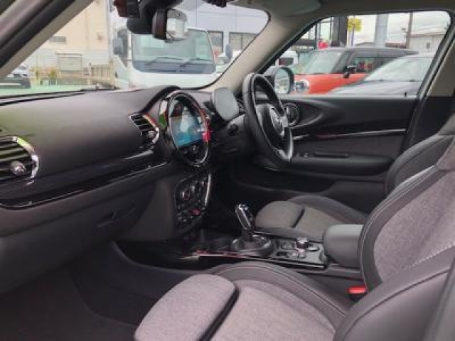 BMW MINI 2022
